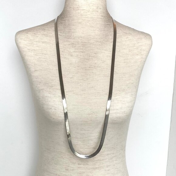 Milor Sterling Silver Italy Patterned Smooth Reversible Herringbone Chain 36" - Picture 3 of 16